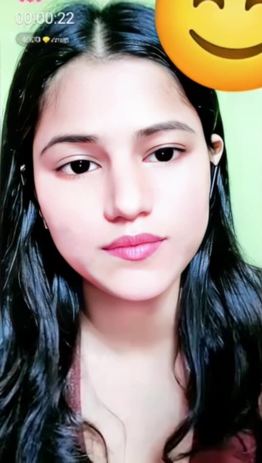 Featured image for Horny Cutie Desi Girl Nisha Showing Her Big Boobs And Hairy Pussy and Pissing In Live Chat Fully Nude